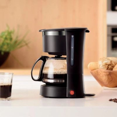Cafeteira Elétrica Coffe Break 15 Xícaras CF150 Preta Elgin 675W 110V
