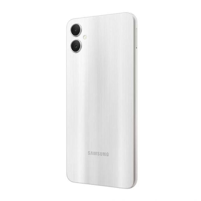 Smartphone Samsung Galaxy A05 Prata 128/4GB Tela 6.7 Câm. Dupla 50+2MP